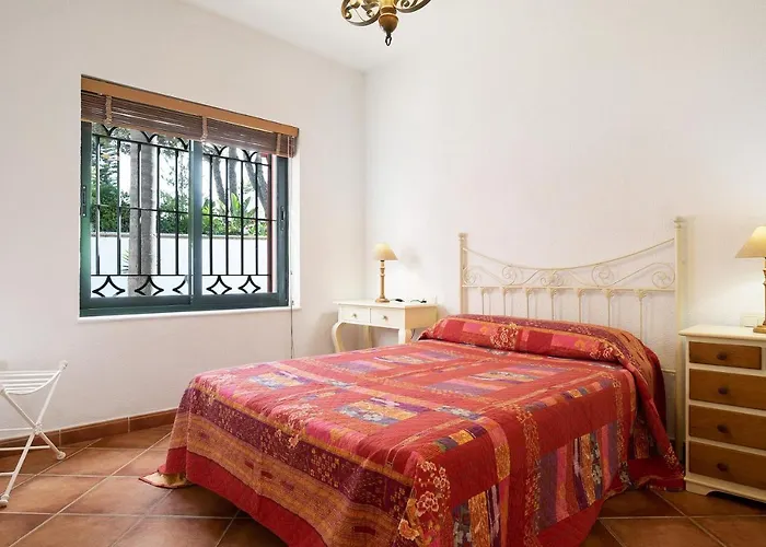 Sevilla * 科尼尔-德拉弗龙特拉